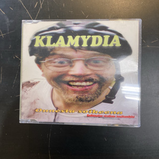 Klamydia - Onnesta soikeena CDEP (VG+/M-) -punk rock-